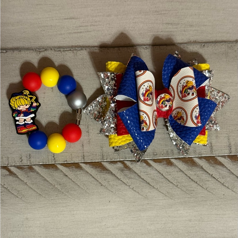 Rainbow girl tumbler bow and handle charm